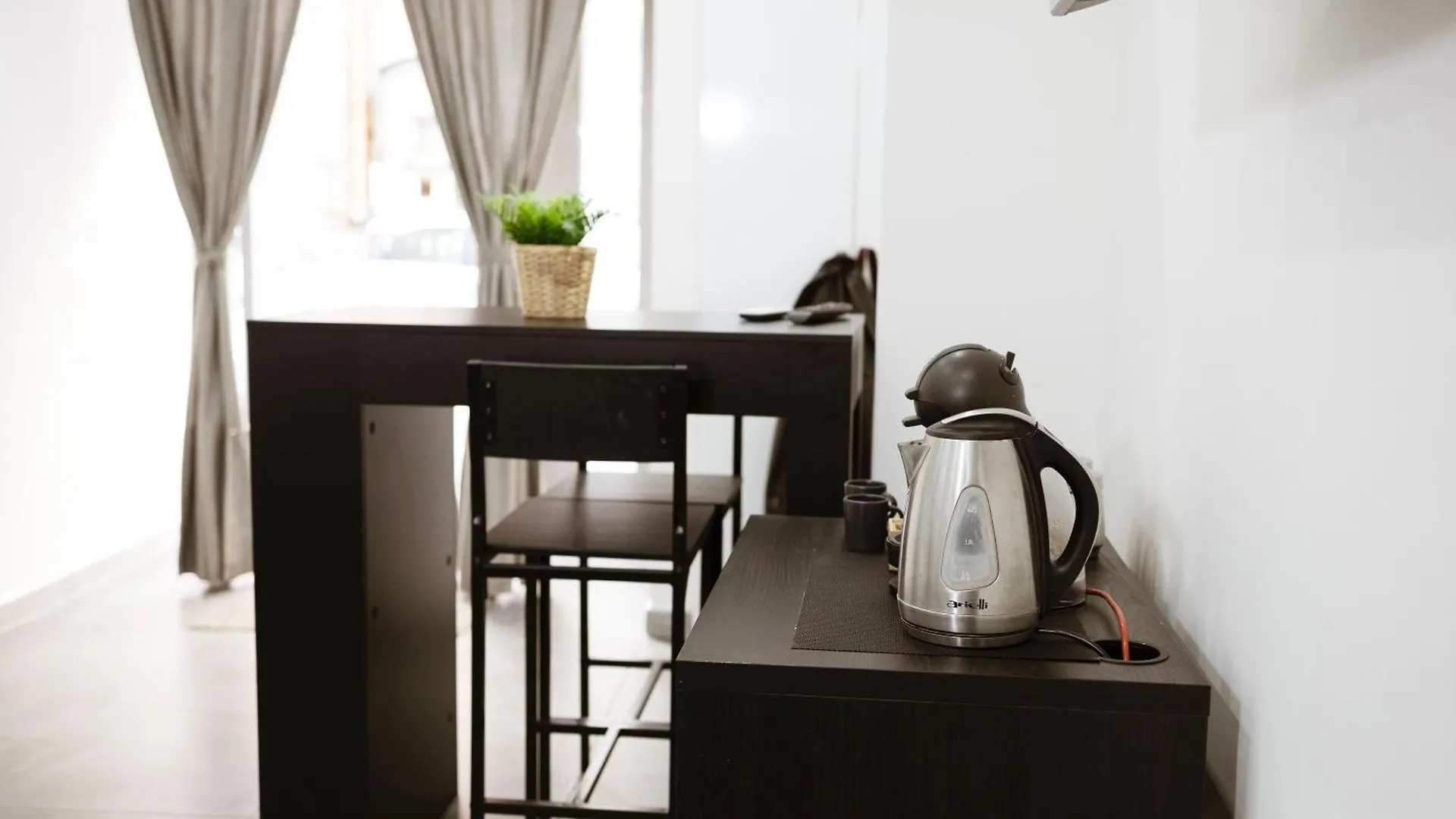 Studio 116, Host Apartments Naples
