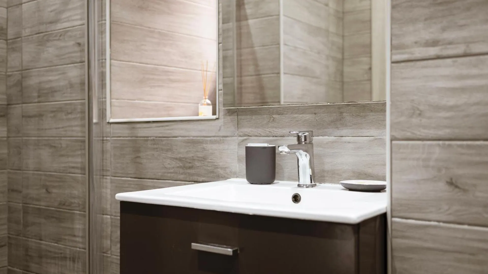 Studio 116, Host Apartments Naples