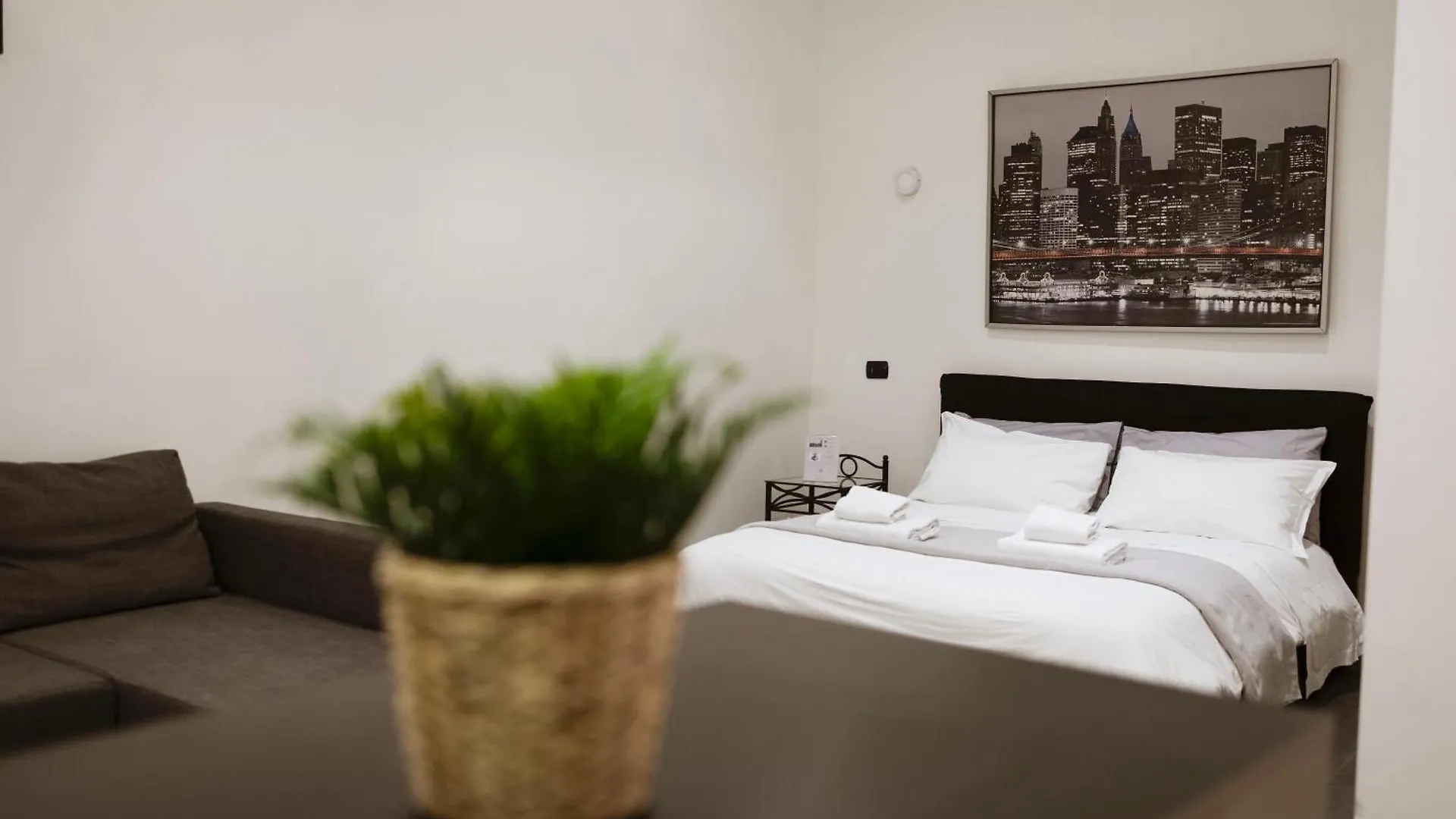 Studio 116, Host Apartments Naples
