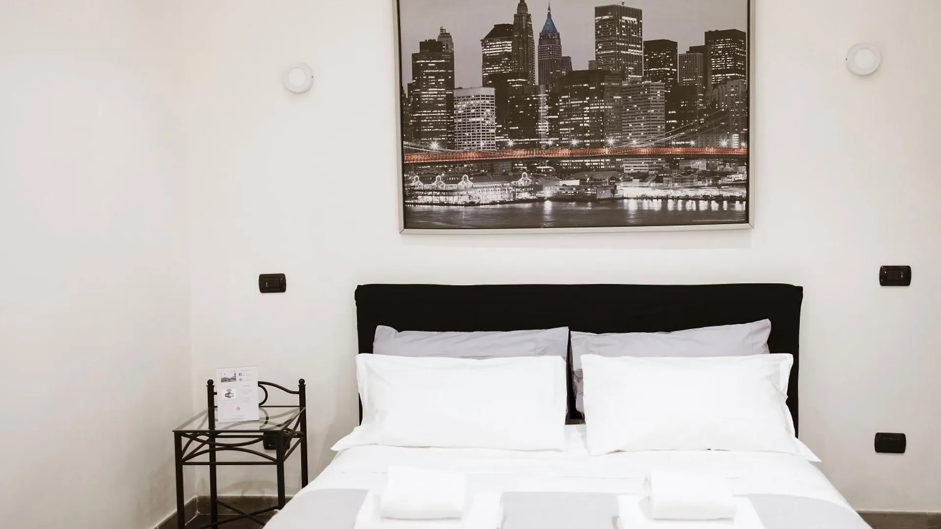 Studio 116, Host Apartments location