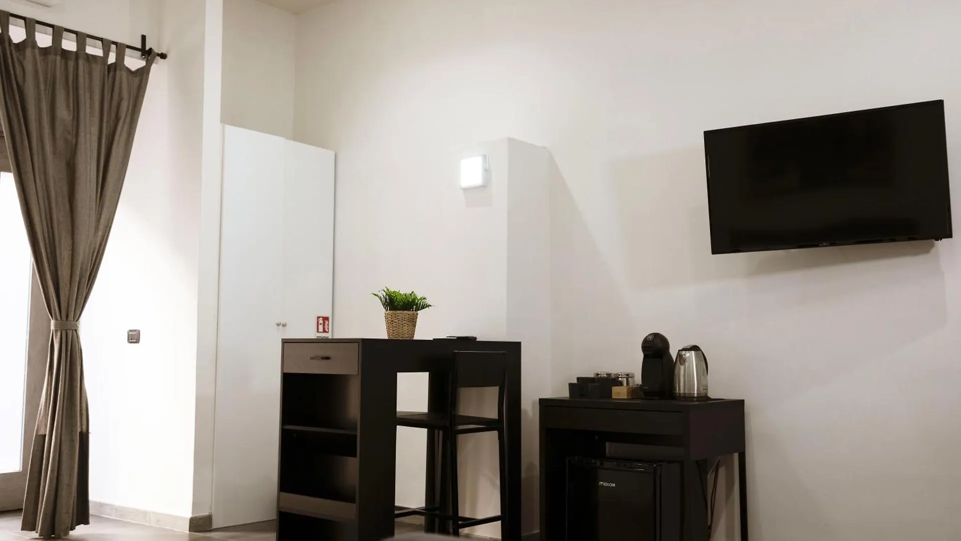 Studio 116, Host Apartments Naples